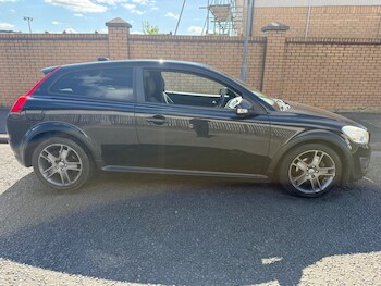 Used Volvo C30 2010 for sale - 78492143: Photo