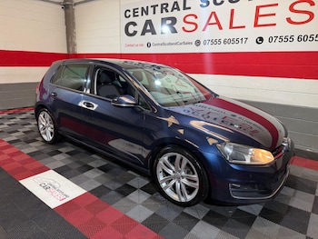 Used Volkswagen Golf 2016 for sale - 79509366: Photo