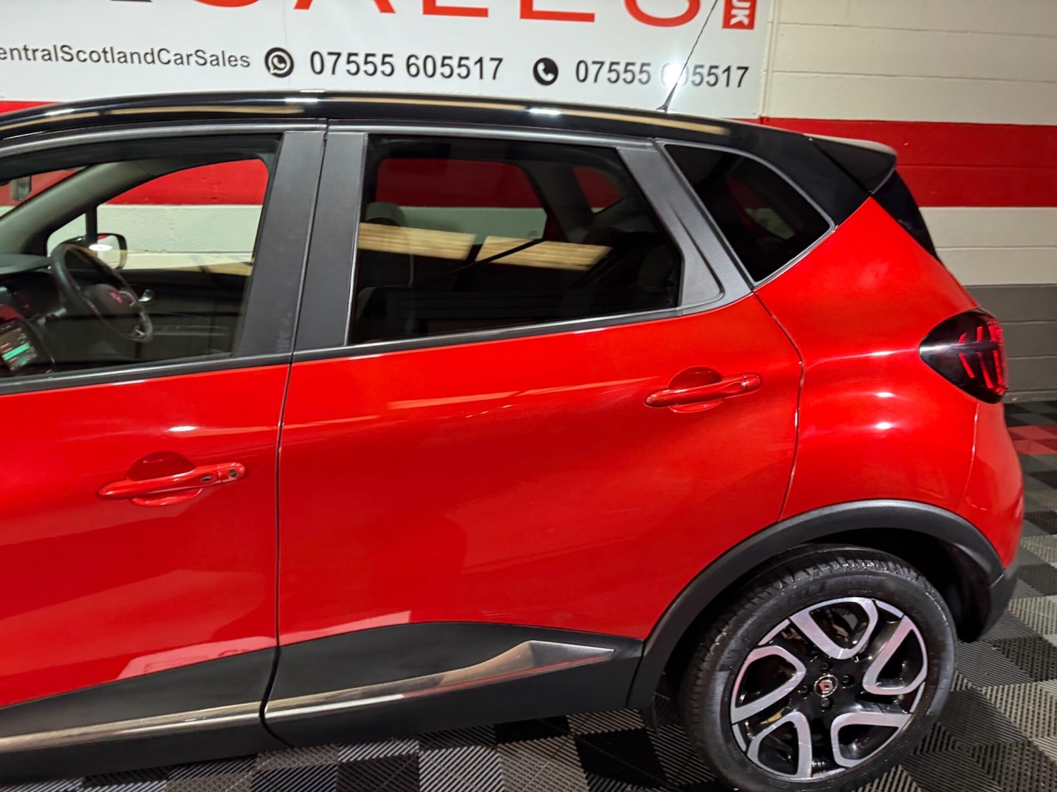 Used Renault Captur 2018 for sale - 76994176: Photo 13