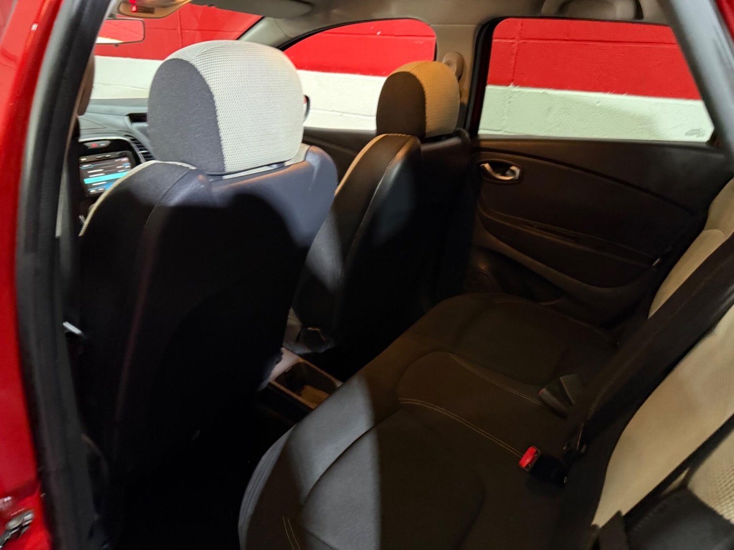 Used Renault Captur 2018 for sale - 76994176: Photo 26