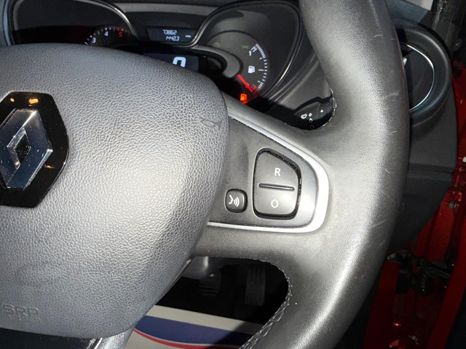 Used Renault Captur 2018 for sale - 76994176: Photo 29