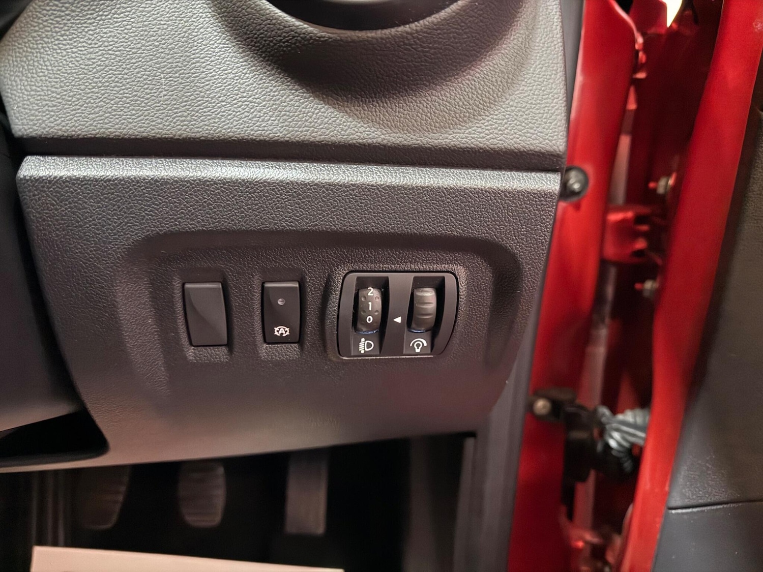 Used Renault Captur 2018 for sale - 76994176: Photo 30