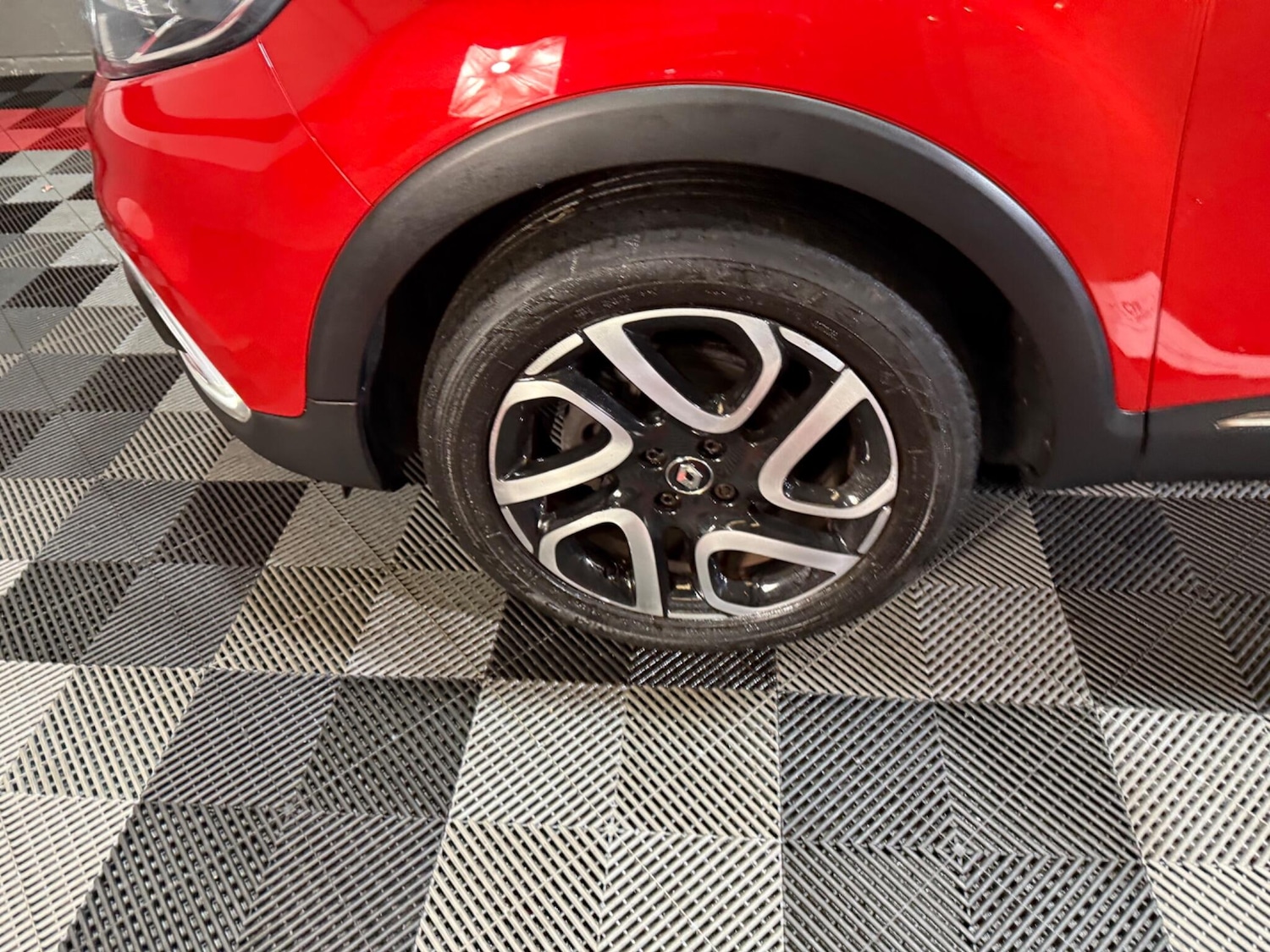 Used Renault Captur 2018 for sale - 76994176: Photo 39