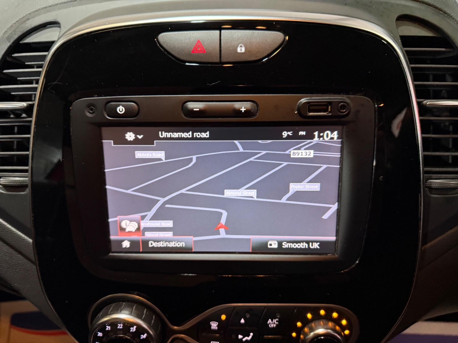 Used Renault Captur 2018 for sale - 76994176: Photo 50