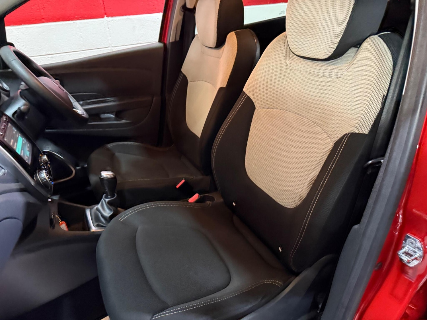 Used Renault Captur 2018 for sale - 76994176: Photo 58