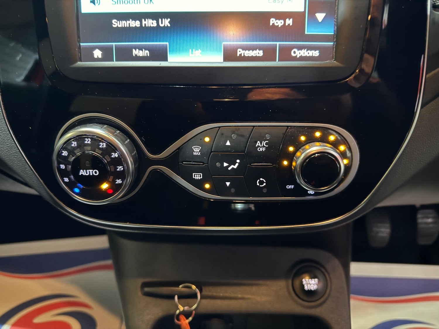 Used Renault Captur 2018 for sale - 76994176: Photo 70