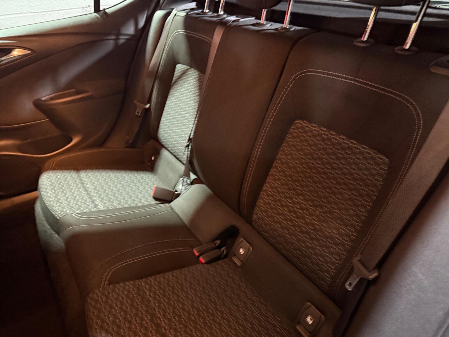 Used Vauxhall Astra 2016 for sale - 76898912: Photo 30