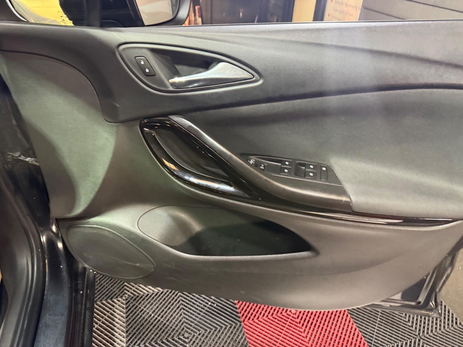 Used Vauxhall Astra 2016 for sale - 76898912: Photo 36