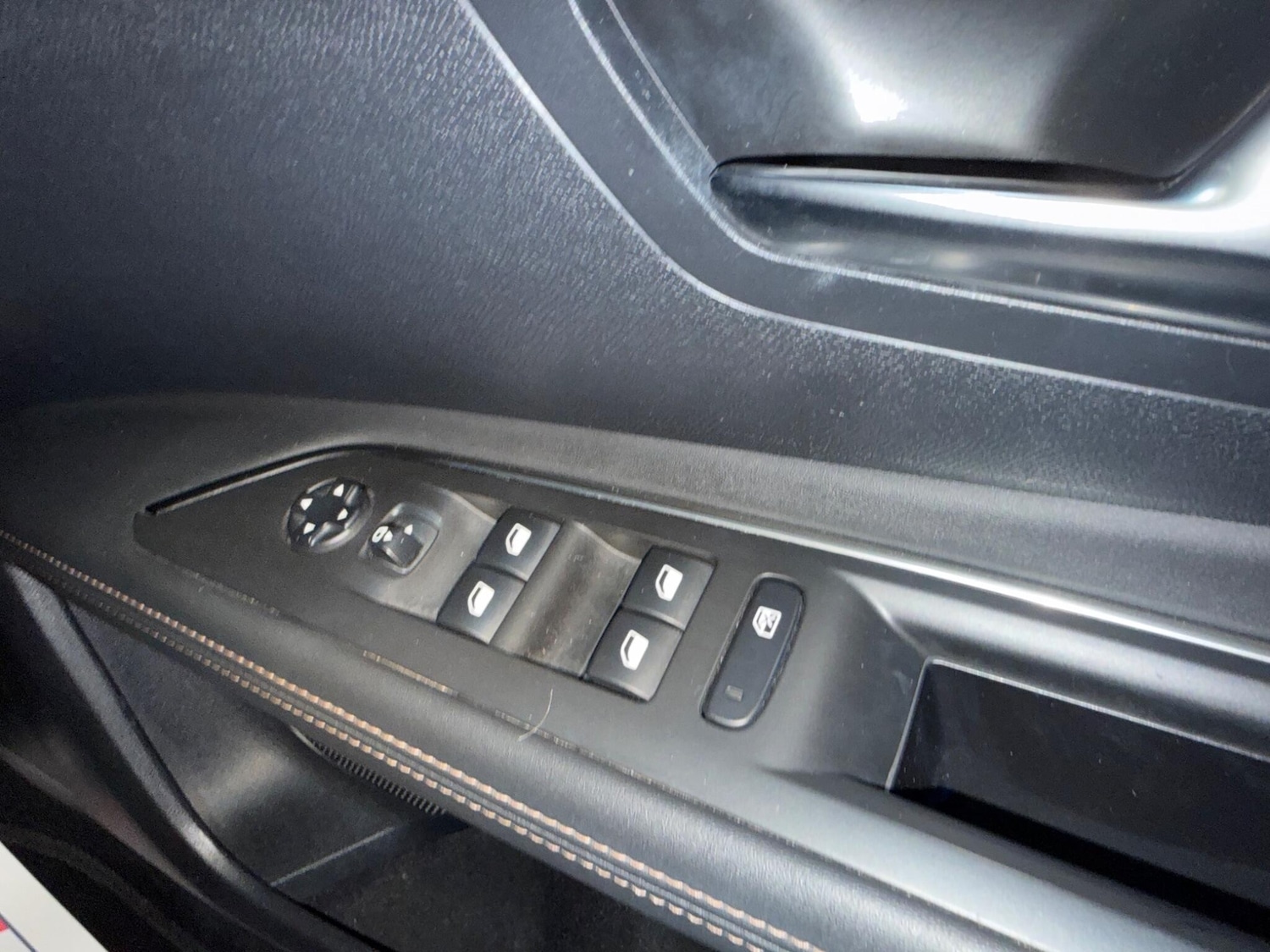 Used Peugeot 3008 for sale - 77882327: Photo 37