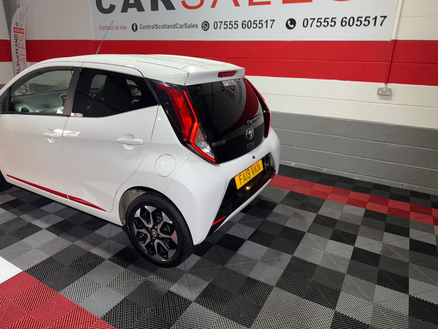 Used Toyota AYGO 2019 for sale - 76549224: Photo 10