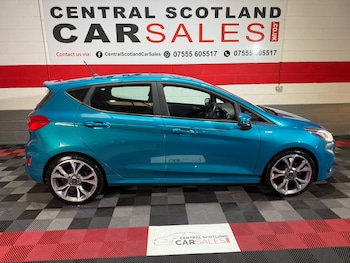 Used Ford Fiesta 2019 for sale - 77203408: Photo