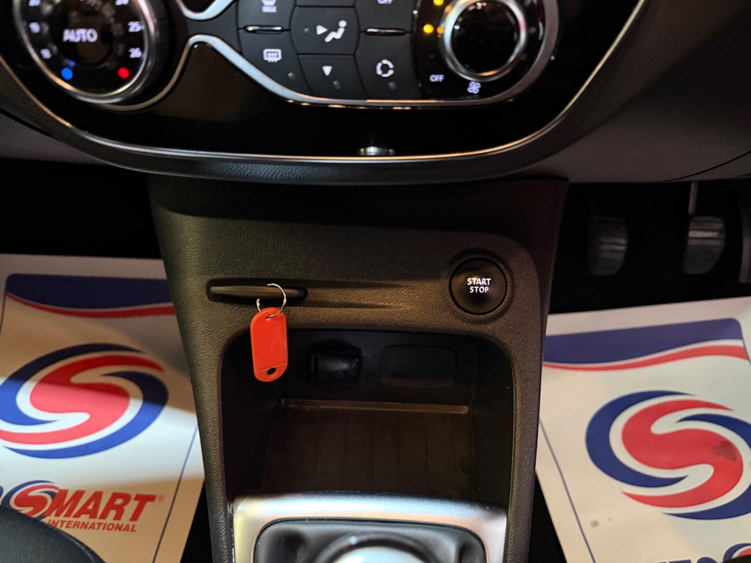 Used Renault Captur 2018 for sale - 77351969: Photo 27