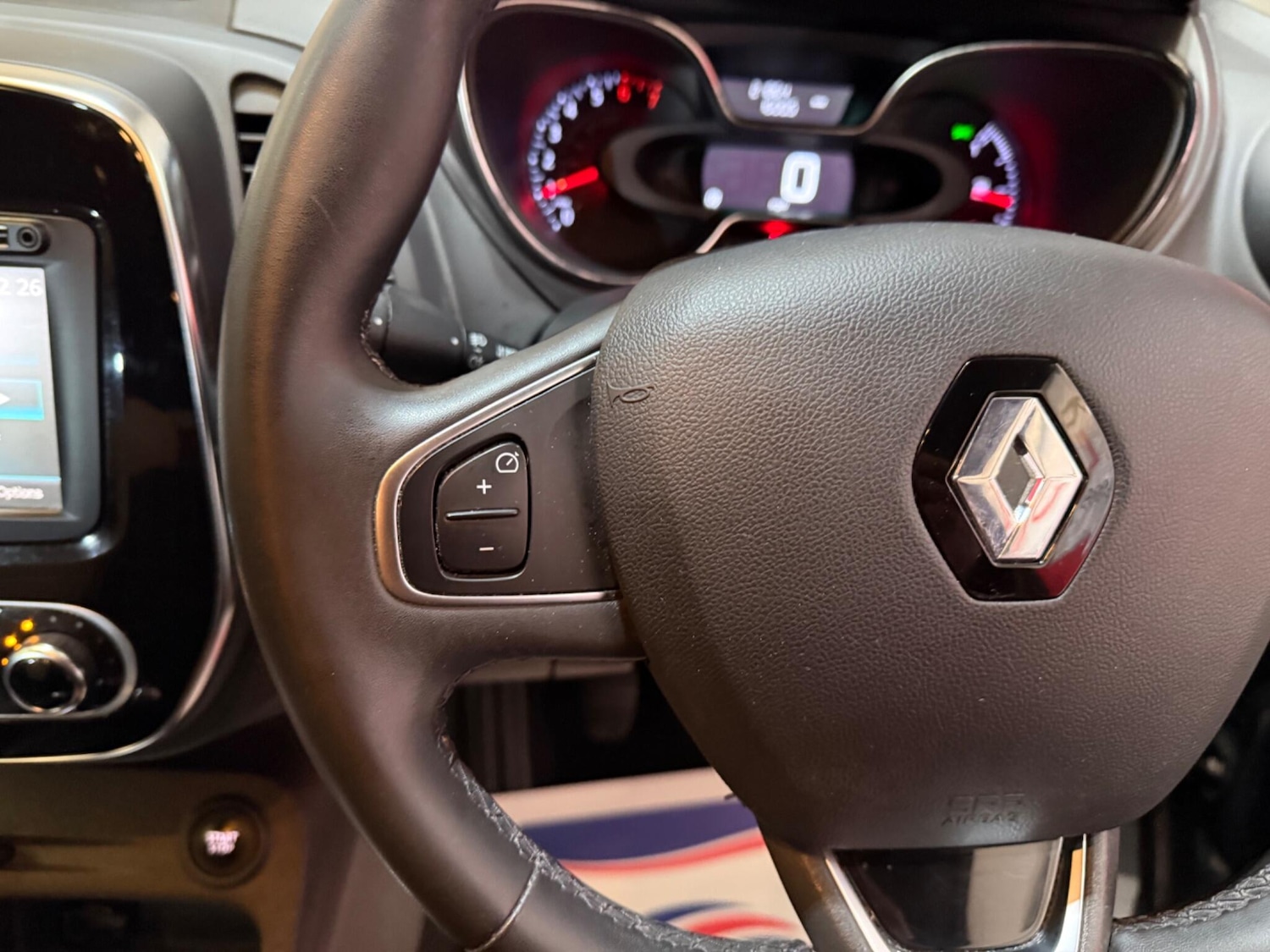 Used Renault Captur 2018 for sale - 77351969: Photo 28