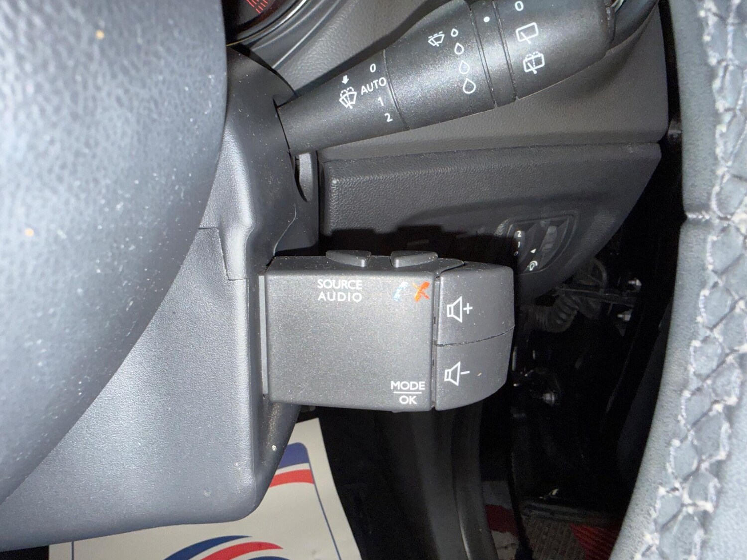 Used Renault Captur 2018 for sale - 77351969: Photo 32