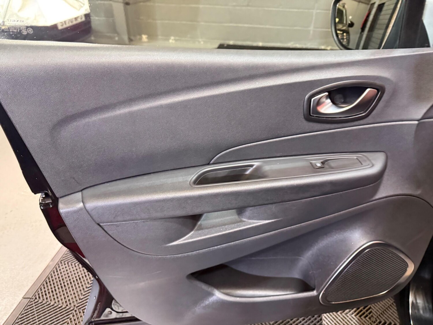 Used Renault Captur 2018 for sale - 77351969: Photo 36