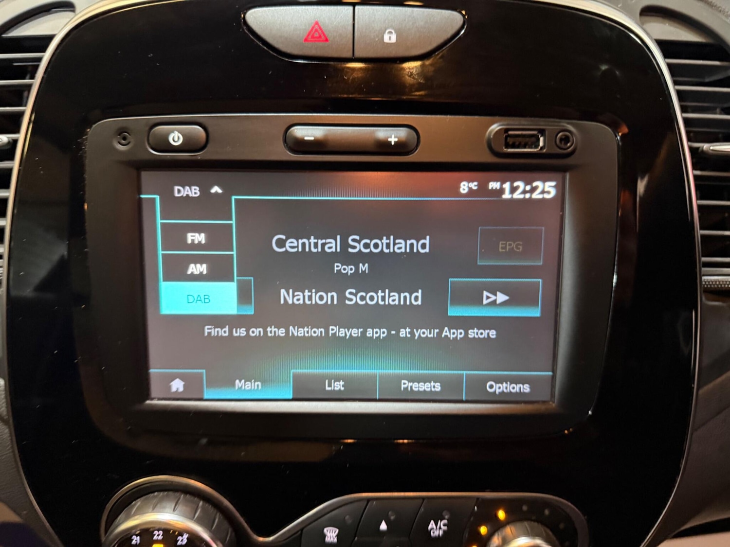 Used Renault Captur 2018 for sale - 77351969: Photo 42