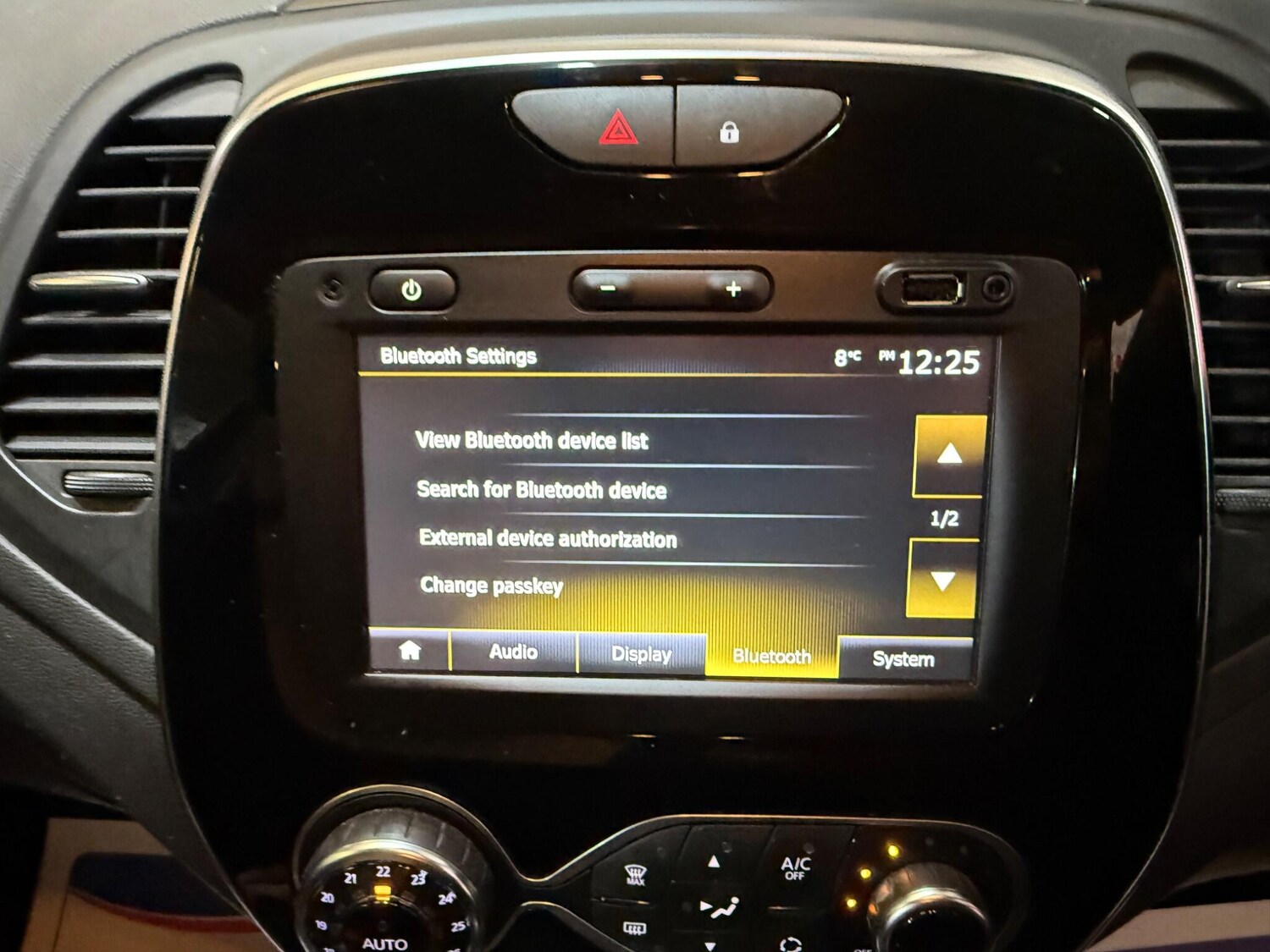 Used Renault Captur 2018 for sale - 77351969: Photo 47