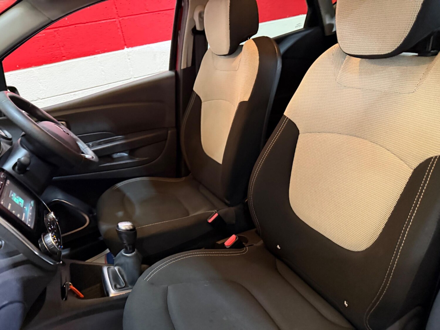 Used Renault Captur 2018 for sale - 77351969: Photo 58