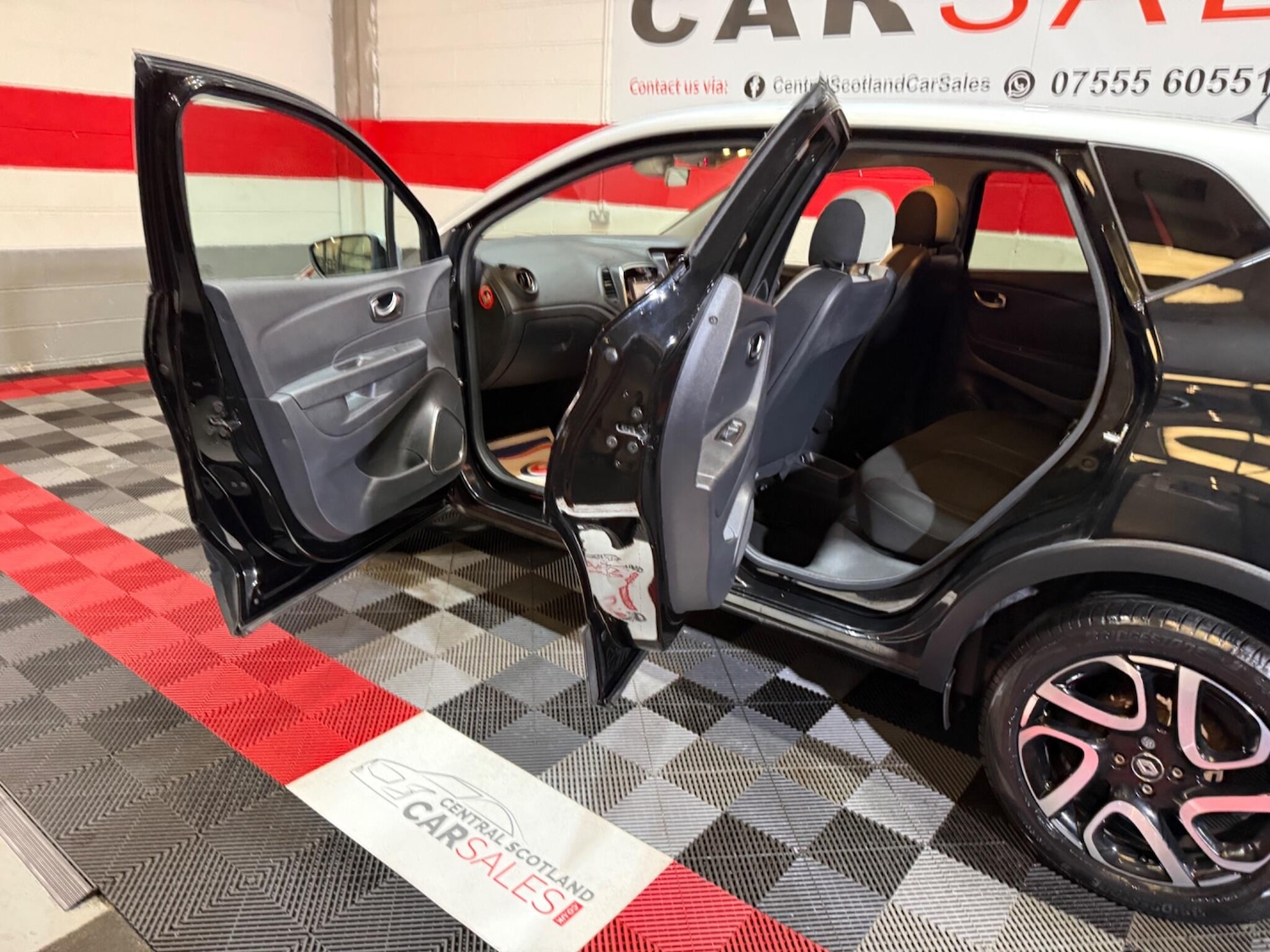 Used Renault Captur 2018 for sale - 77351969: Photo 64