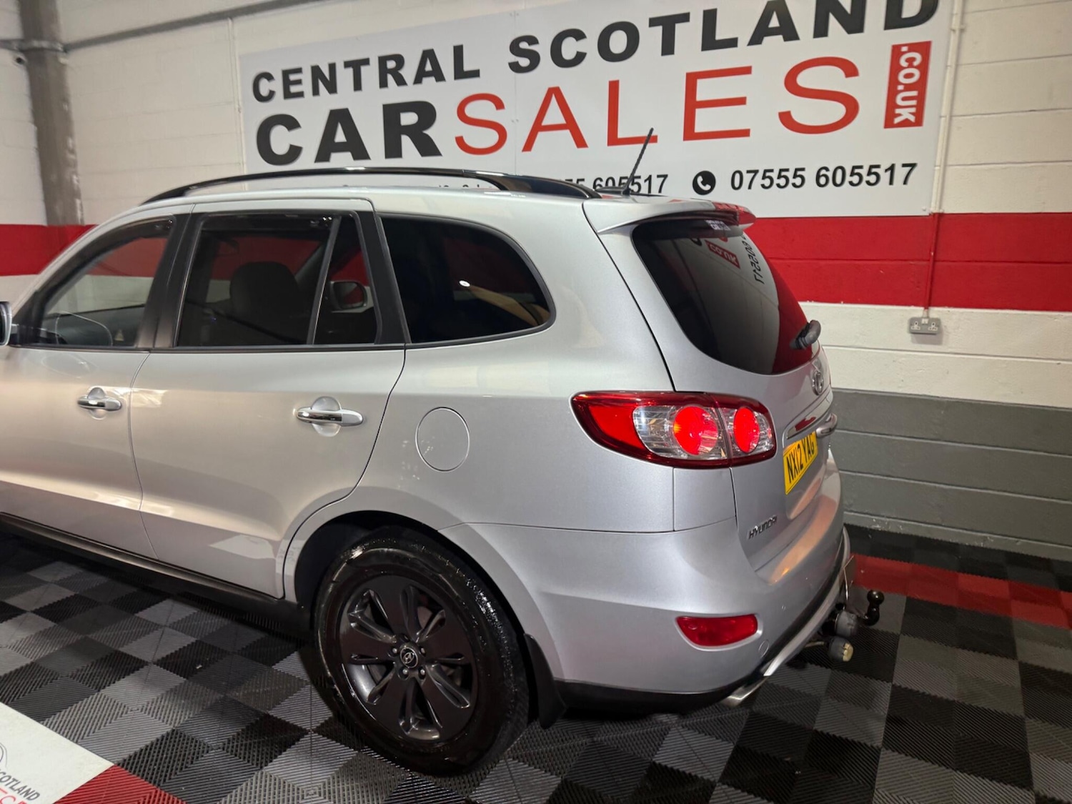 Used Hyundai Santa Fe 2012 for sale - 77175832: Photo 12