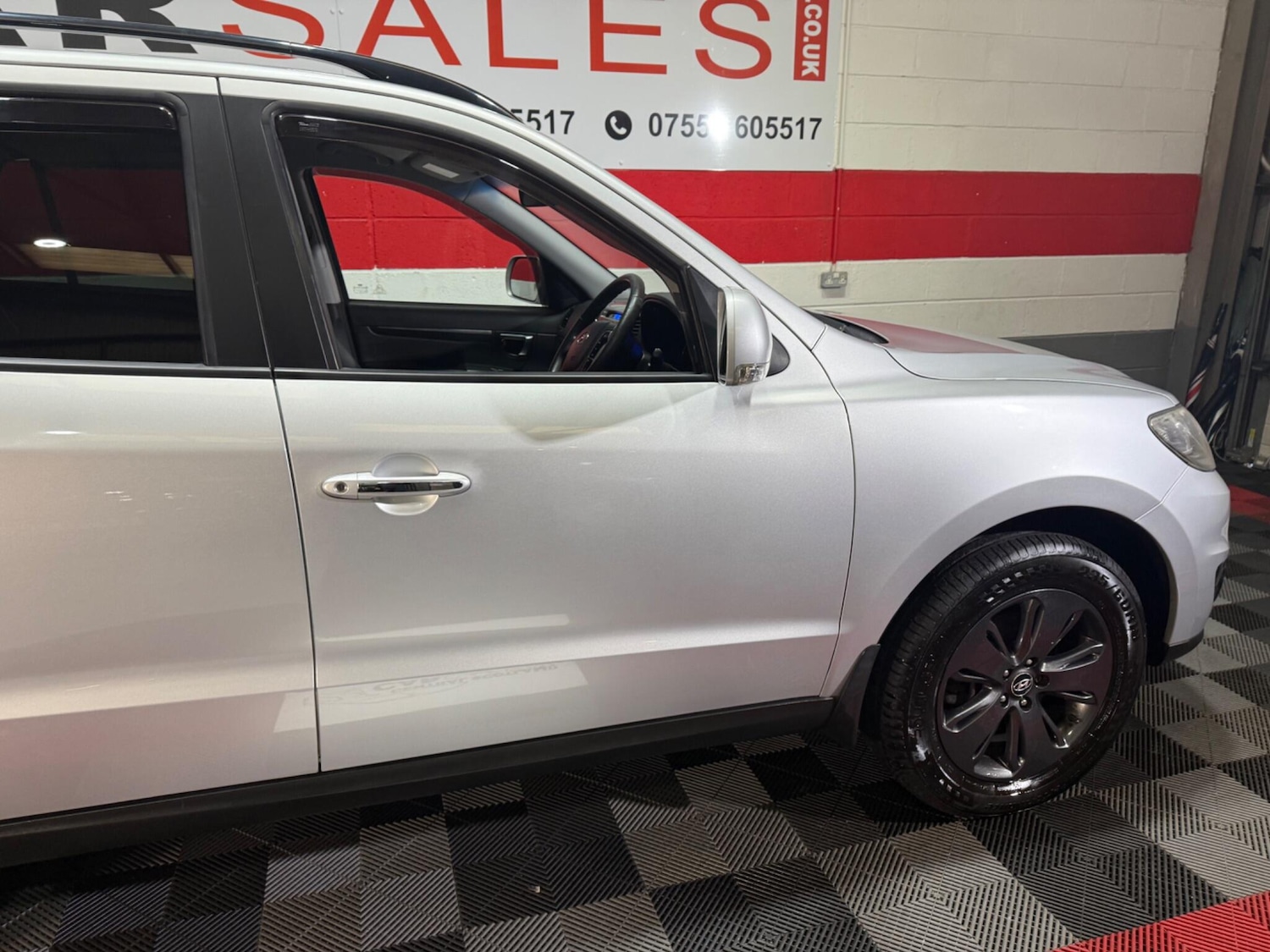 Used Hyundai Santa Fe 2012 for sale - 77175832: Photo 14