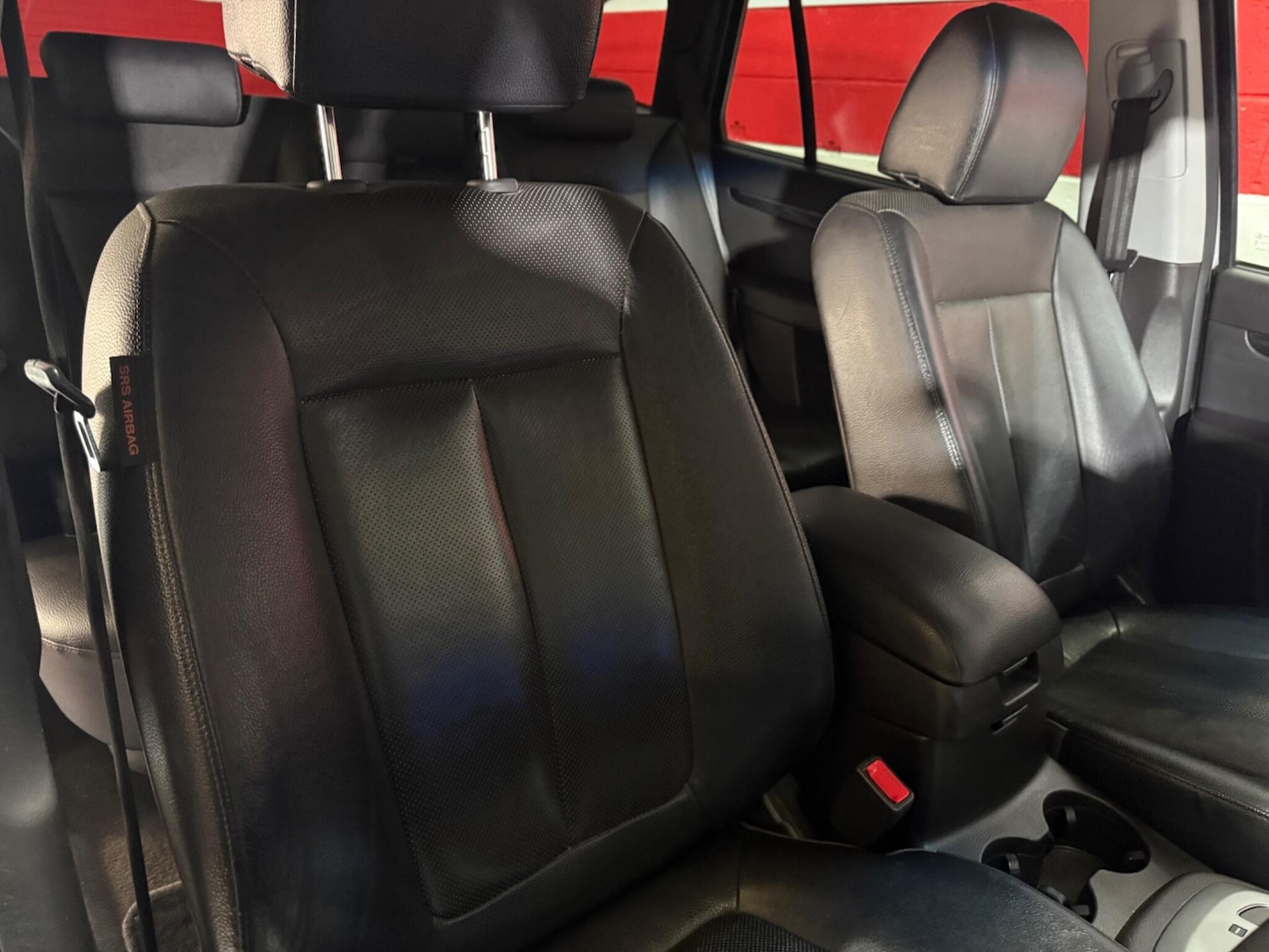 Used Hyundai Santa Fe 2012 for sale - 77175832: Photo 24