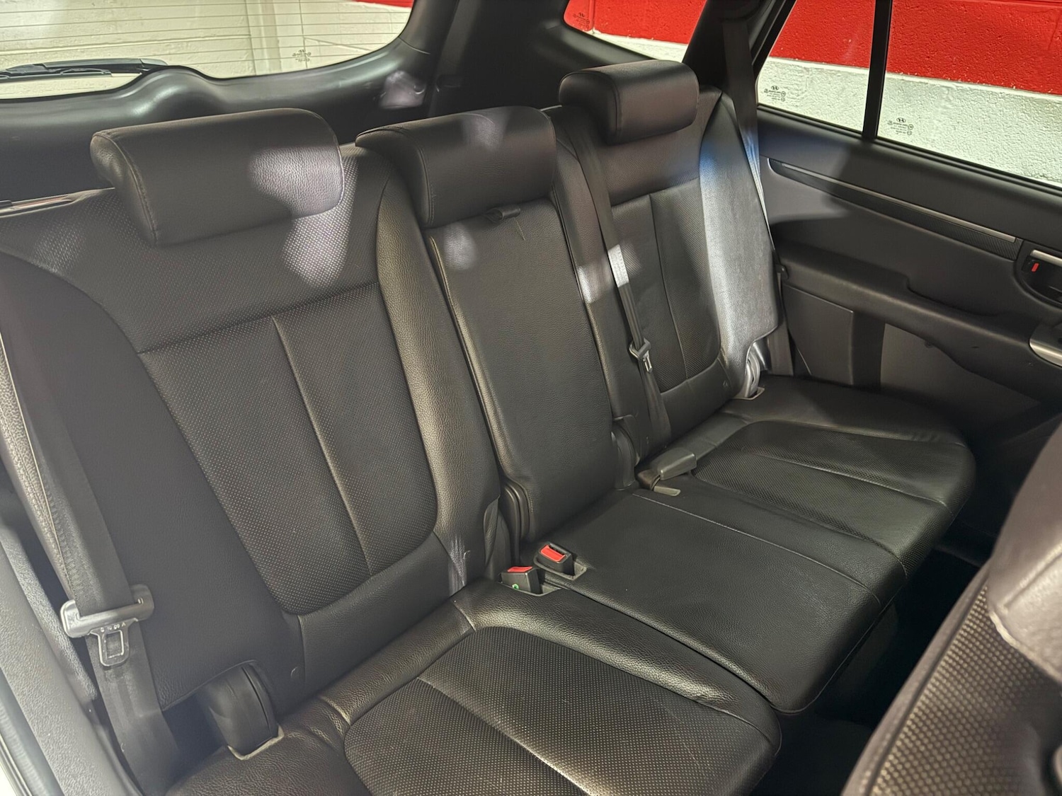 Used Hyundai Santa Fe 2012 for sale - 77175832: Photo 28