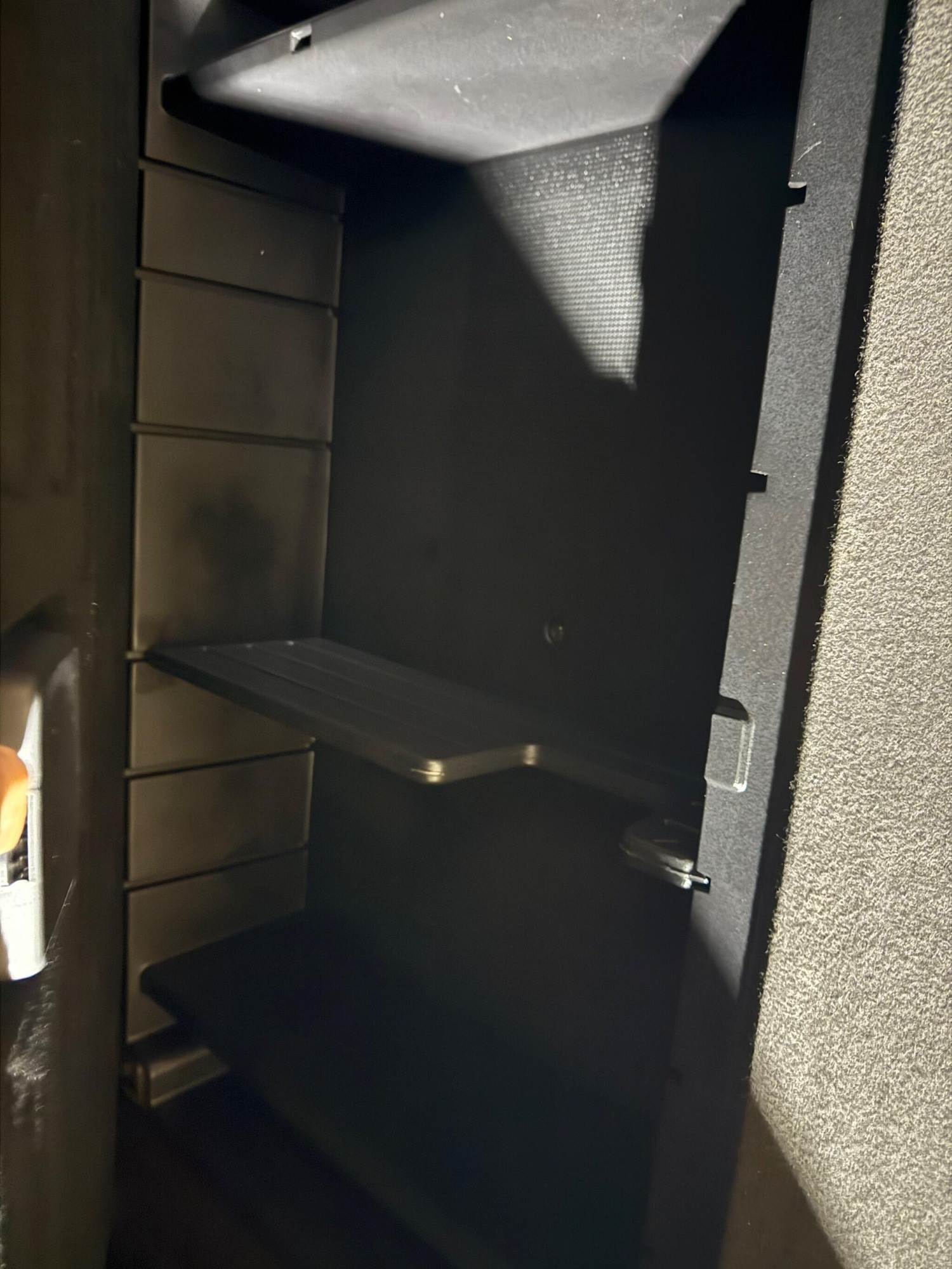 Used Hyundai Santa Fe 2012 for sale - 77175832: Photo 32