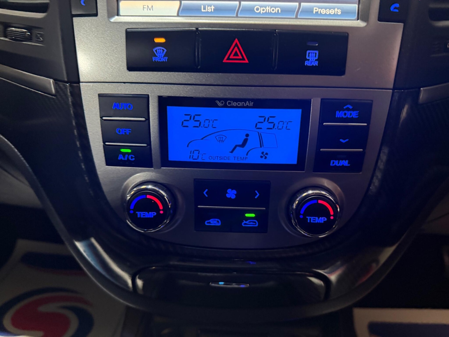 Used Hyundai Santa Fe 2012 for sale - 77175832: Photo 48