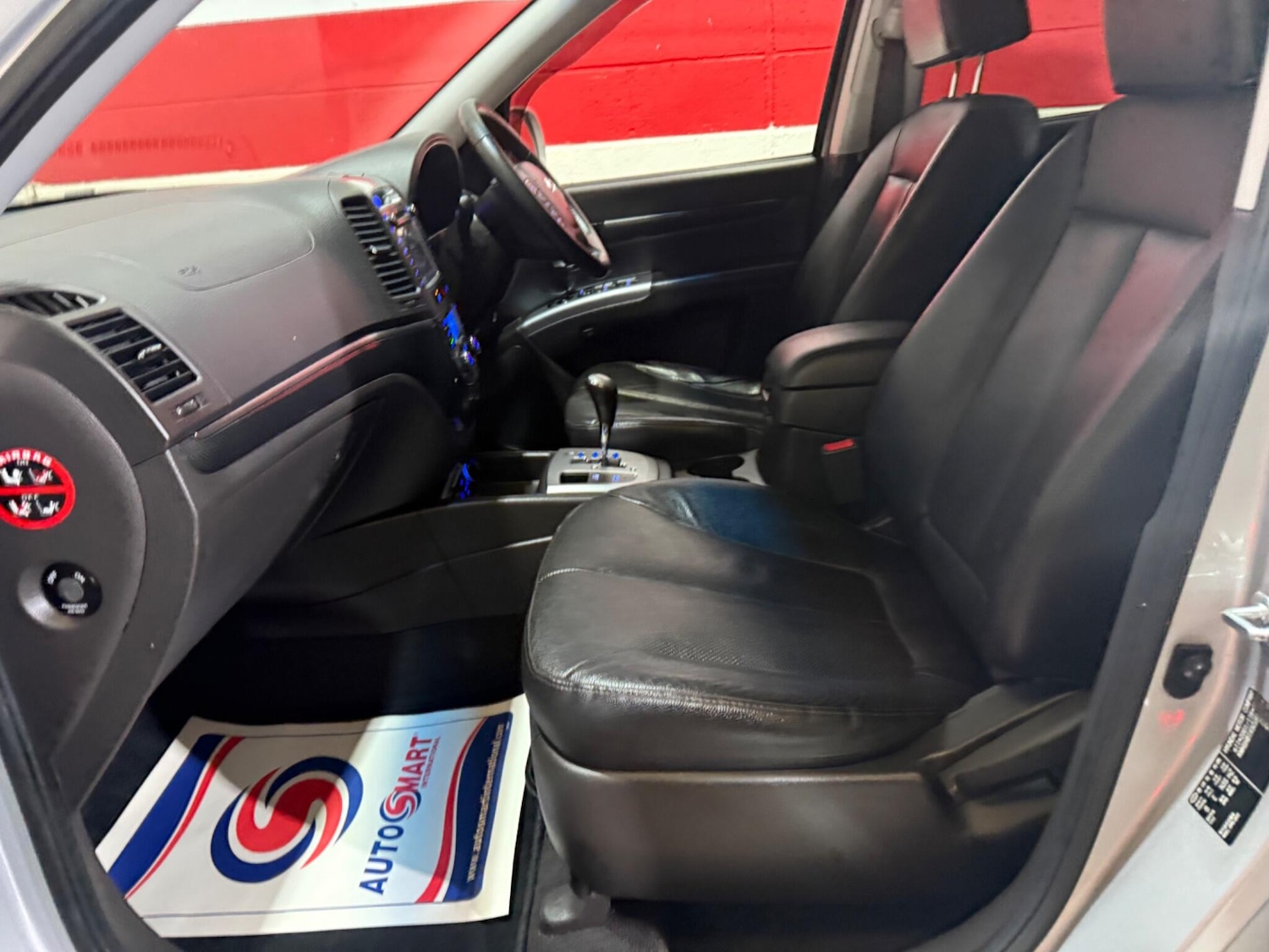 Used Hyundai Santa Fe 2012 for sale - 77175832: Photo 59