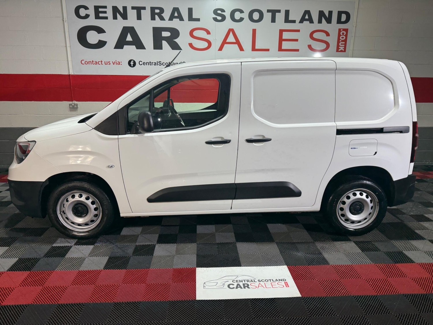 Used Vauxhall Combo 2021 for sale - 76612811: Photo 3