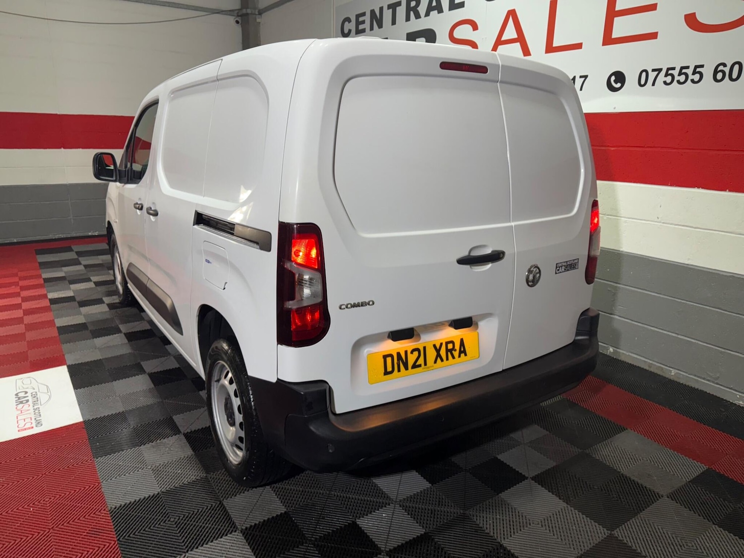 Used Vauxhall Combo 2021 for sale - 76612811: Photo 4