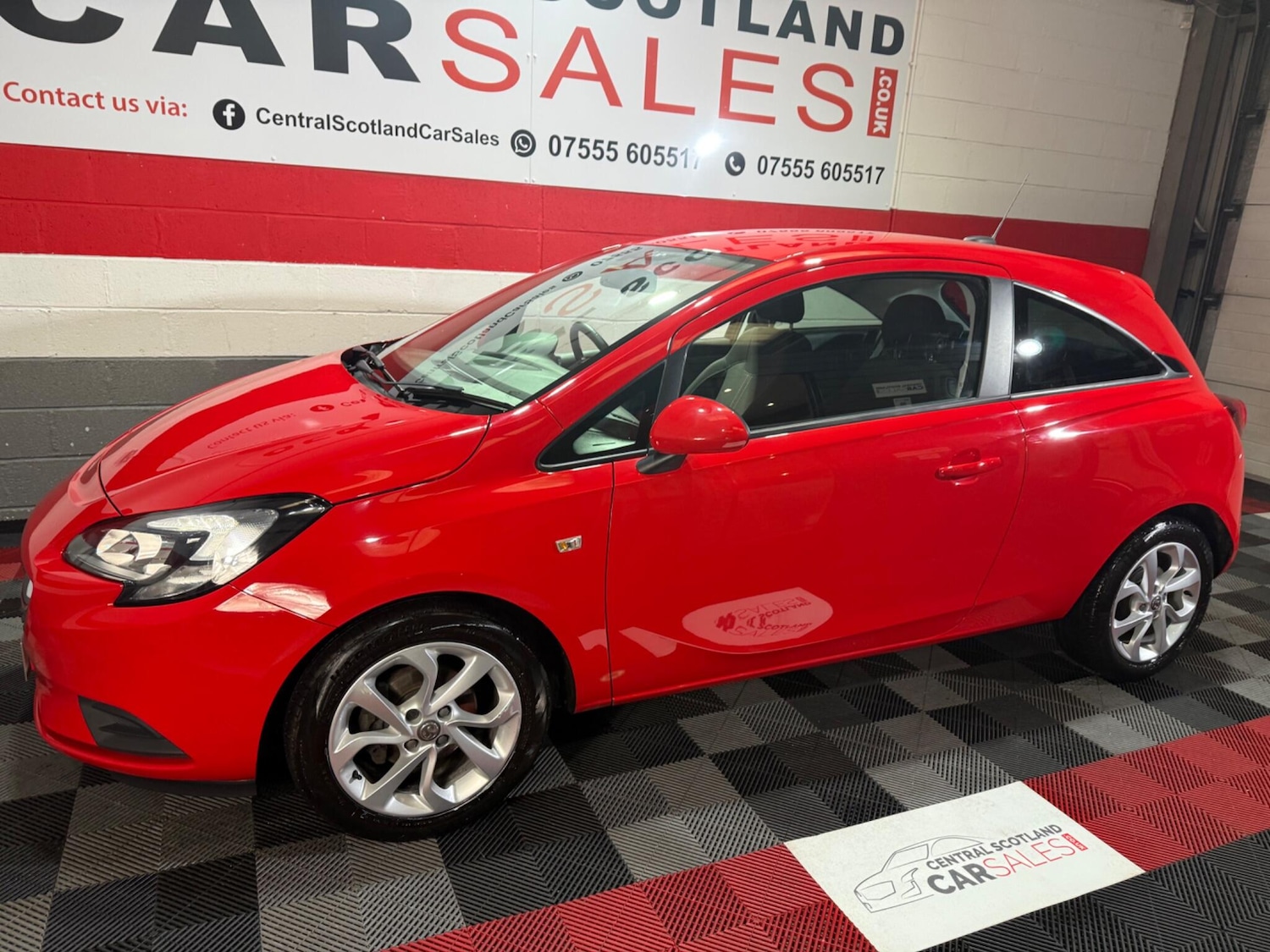 Used Vauxhall Corsa 2018 for sale - 76865732: Photo 2