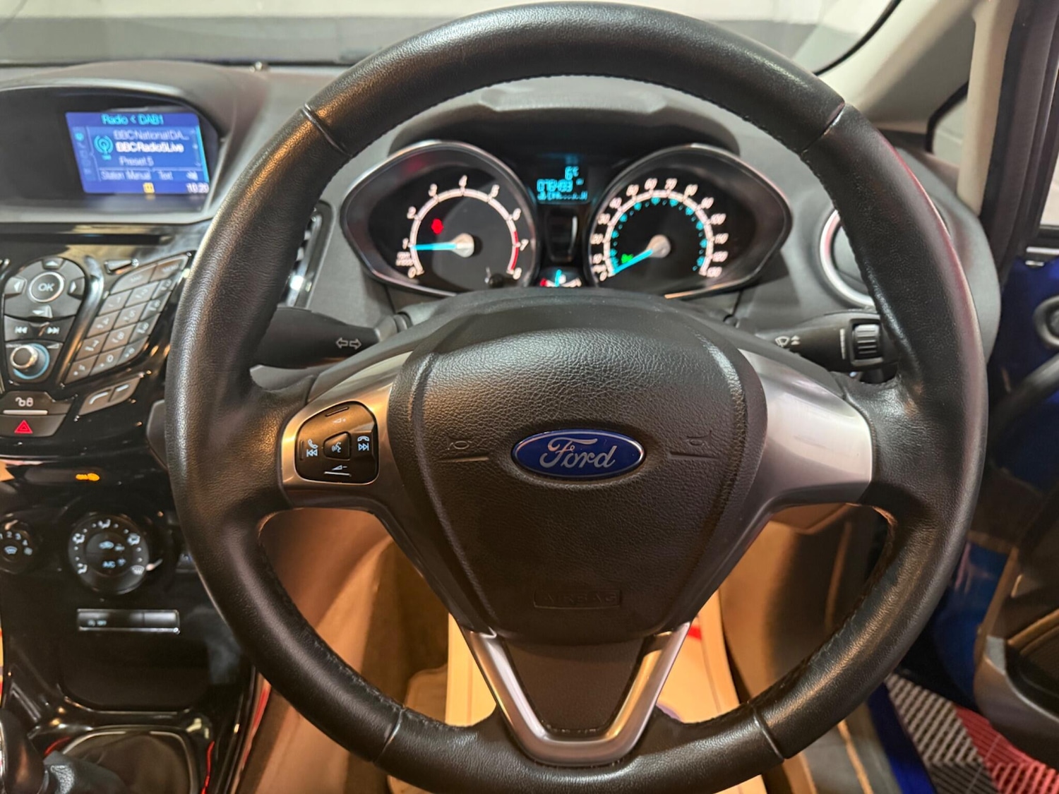 Used Ford Fiesta 2016 for sale - 77331438: Photo 47