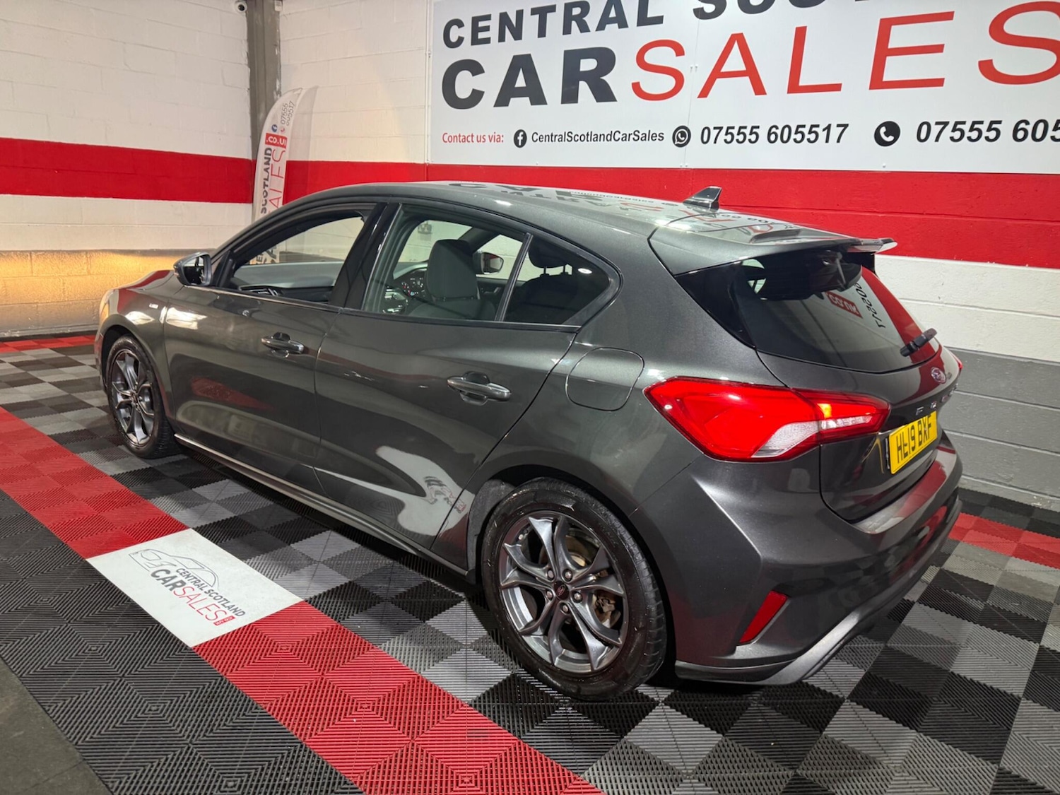 Used Ford Focus 2019 for sale - 76550032: Photo 3