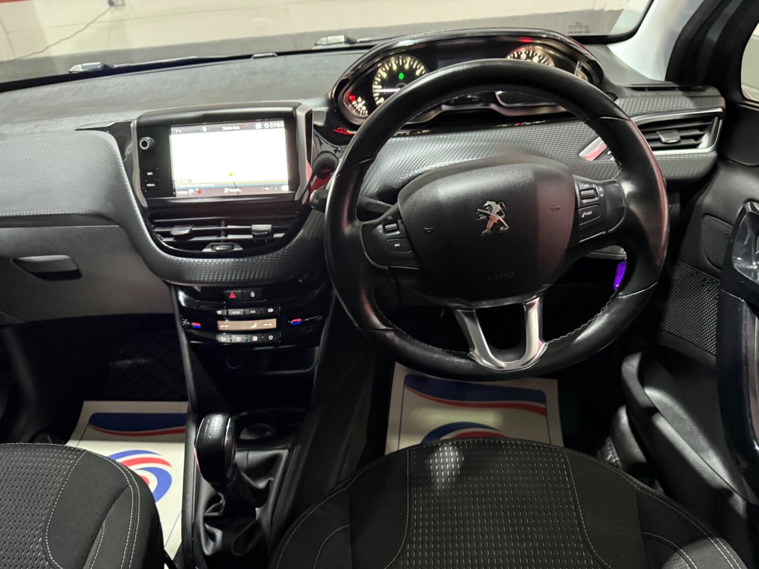 Used Peugeot 208 for sale - 77456340: Photo 20