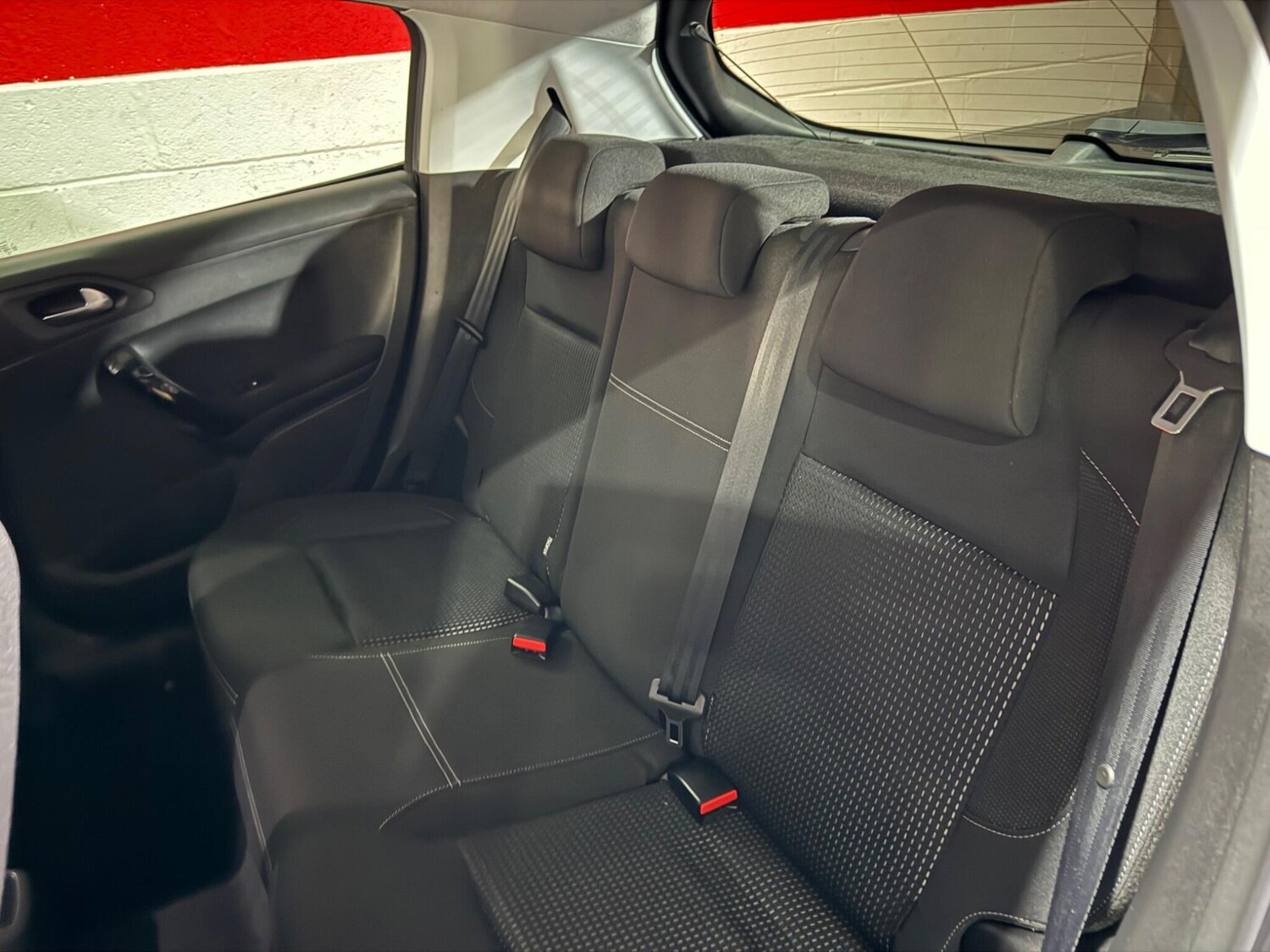 Used Peugeot 208 for sale - 77456340: Photo 25