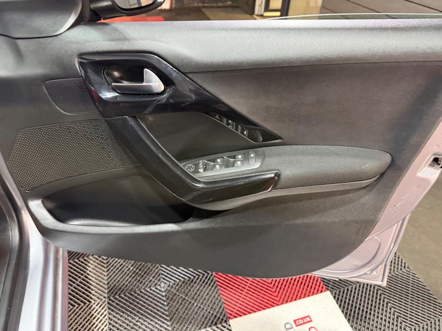 Used Peugeot 208 for sale - 77456340: Photo 33