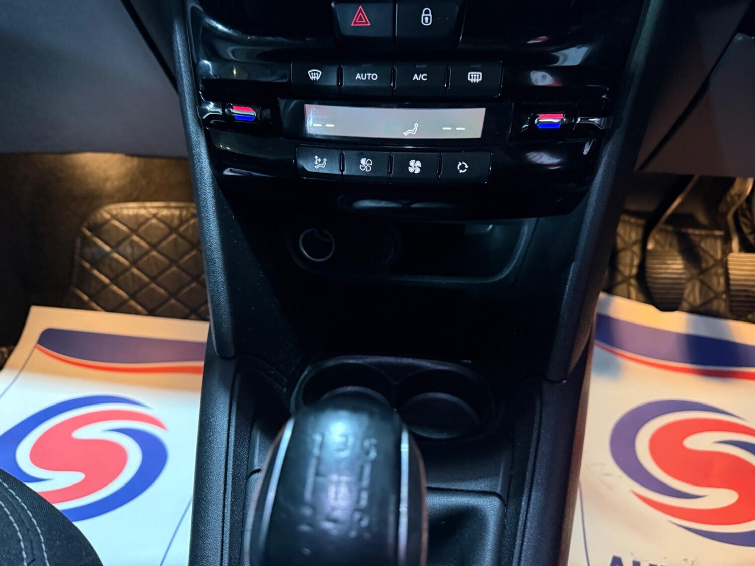 Used Peugeot 208 for sale - 77456340: Photo 63