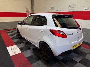 Used Mazda Mazda2 2014 for sale - 75588860: Photo