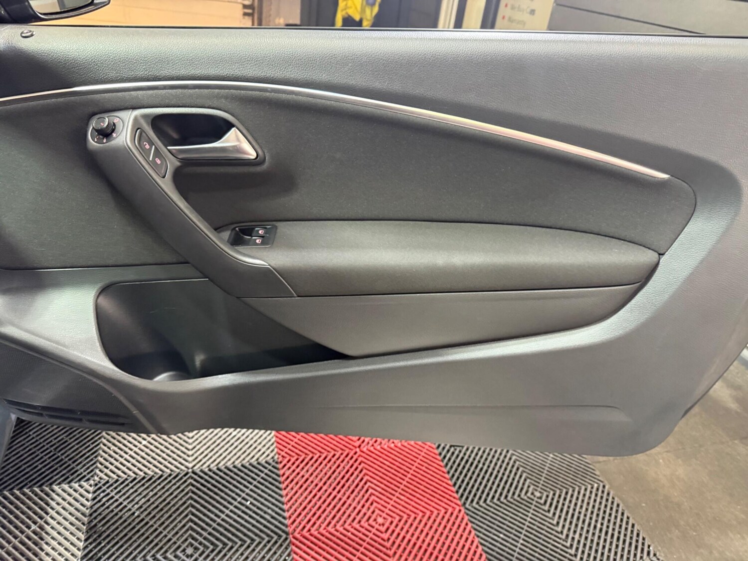 Used Volkswagen Polo 2017 for sale - 76314638: Photo 35