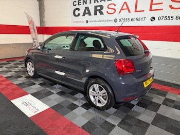 Used Volkswagen Polo 2017 for sale - 76314638: Photo