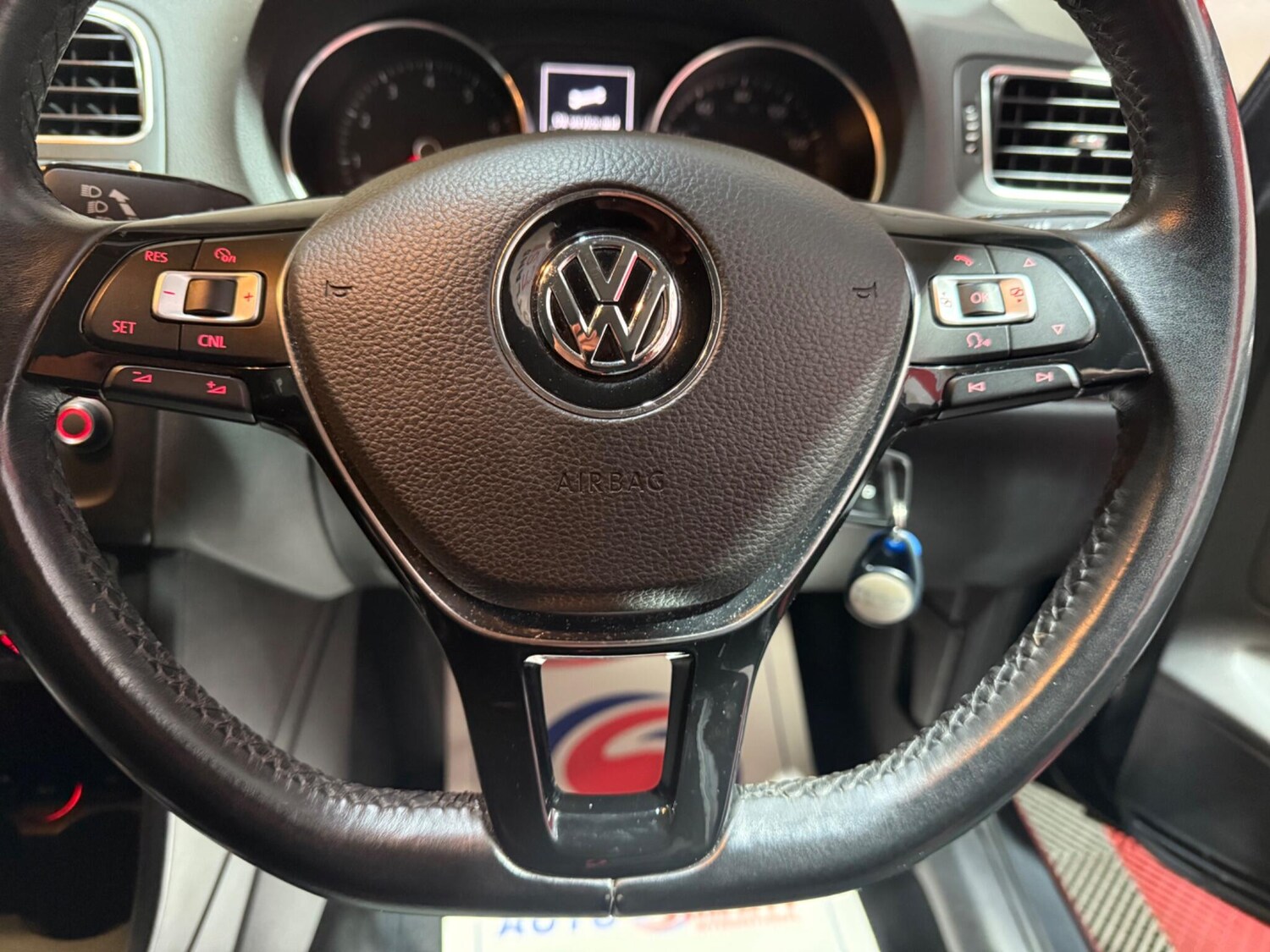 Used Volkswagen Polo 2017 for sale - 76314638: Photo 51