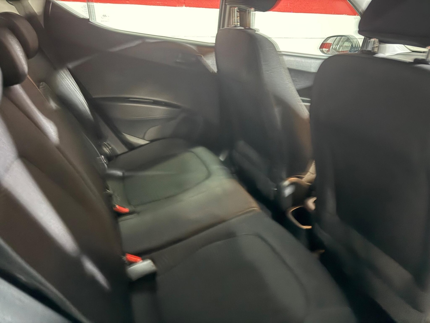 Used Hyundai i10 2017 for sale - 77291427: Photo 23