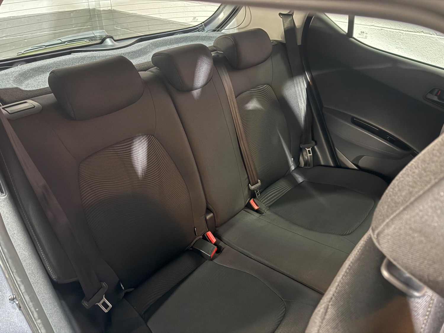 Used Hyundai i10 2017 for sale - 77291427: Photo 25