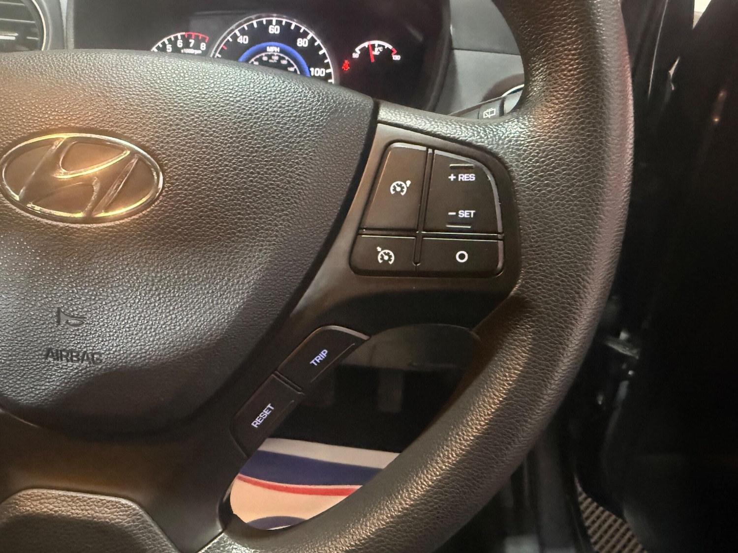 Used Hyundai i10 2017 for sale - 77291427: Photo 32