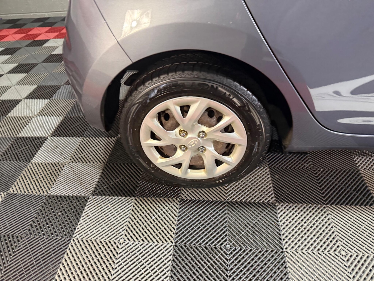 Used Hyundai i10 2017 for sale - 77291427: Photo 38