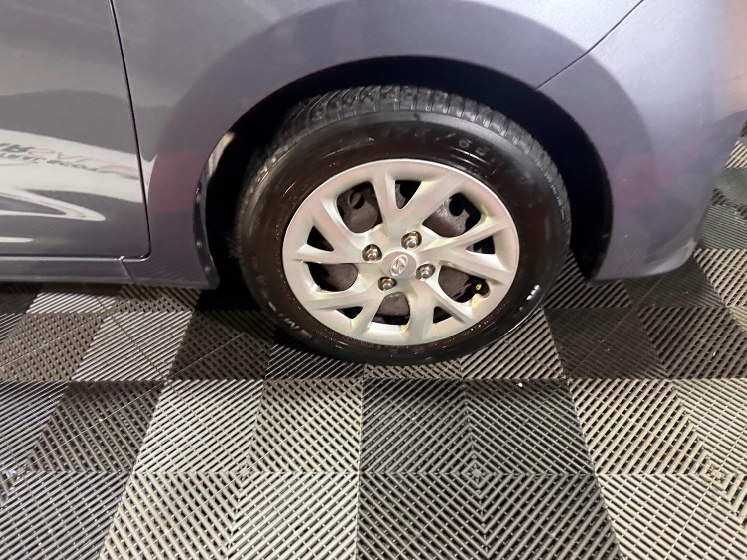 Used Hyundai i10 2017 for sale - 77291427: Photo 39