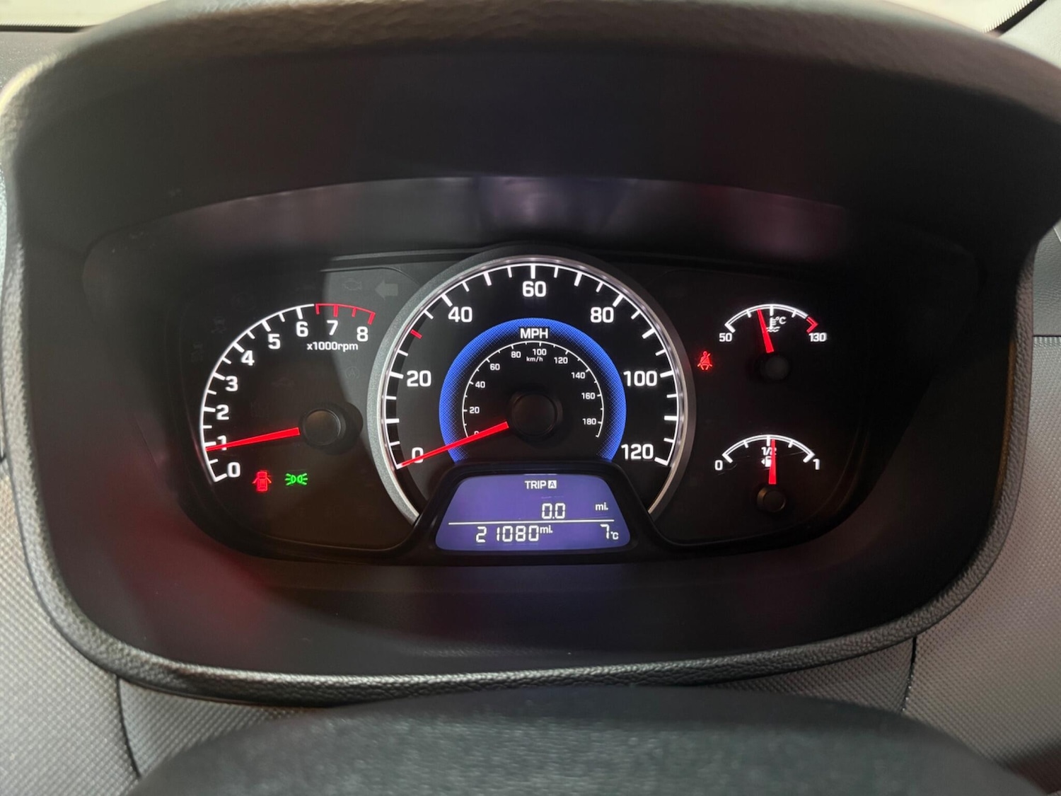 Used Hyundai i10 2017 for sale - 77291427: Photo 48