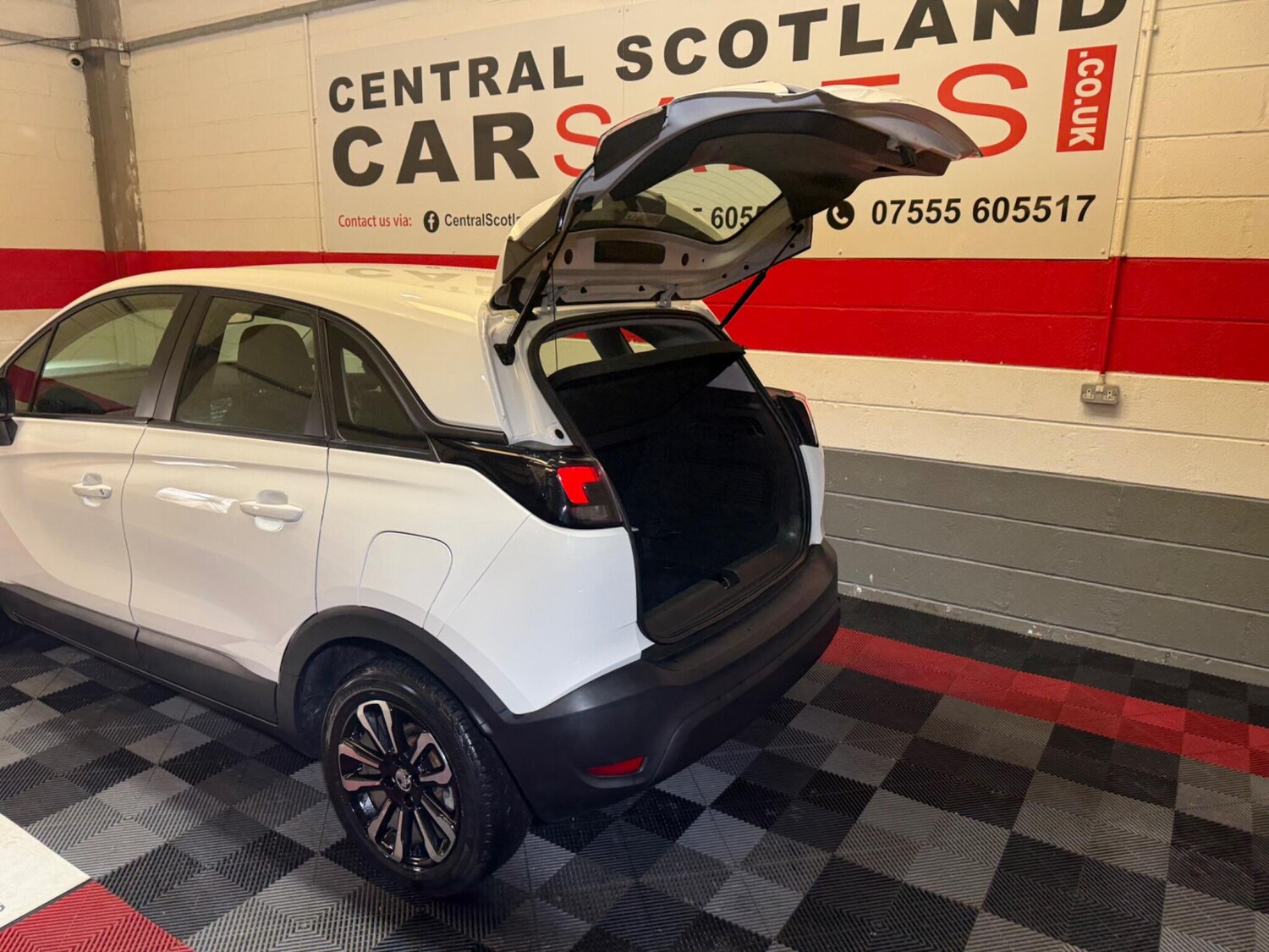 Used Vauxhall Crossland 2021 for sale - 77838512: Photo 9